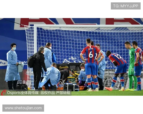 多看球学习徐彬观战曼联水晶宫 多看球学习徐彬观战曼联水晶宫