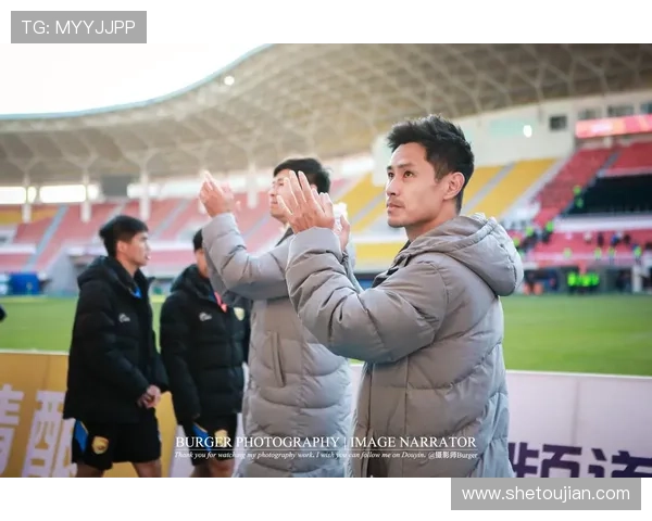 大连鲲城引入海港吕坤陈鹏