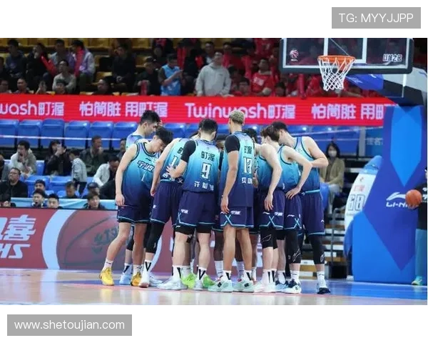 宁波观众扔烟盒罚3万 贝兹利成导火索 宁波观众扔烟盒罚3万 贝兹利成导火索